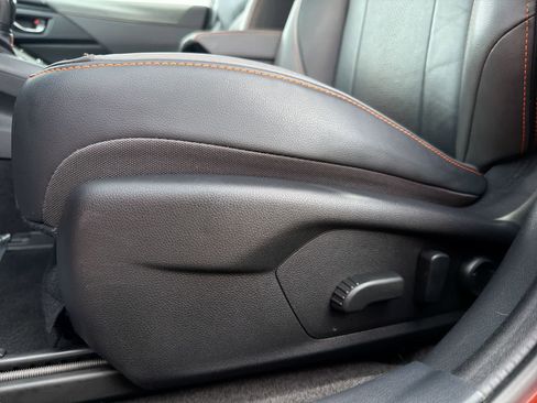 Certified 2024 Subaru Crosstrek 2.5i Limited AWD/4WD image 18
