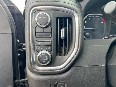 Used 2023 GMC Sierra 2500 SLE w/ SLE Convenience Package AWD/4WD image 11