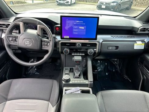 Certified 2026 Toyota Tacoma TRD Off-Road AWD/4WD image 19