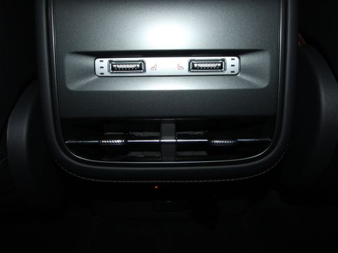 New 2026 Lincoln Nautilus Premier w/ Equipment Group 102A image 30