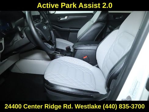 Used 2023 Ford Escape Platinum w/ Premium Technology Package AWD/4WD image 19