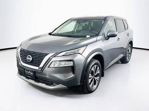 Used 2023 Nissan Rogue SV AWD/4WD image 3