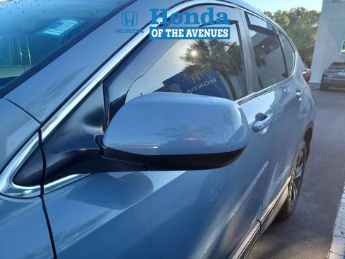 Used 2021 Honda CR-V Special Edition image 4