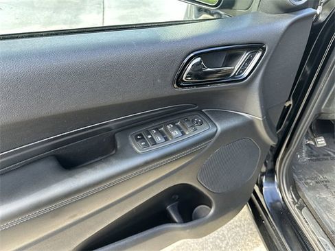 Used 2022 Dodge Durango GT image 15