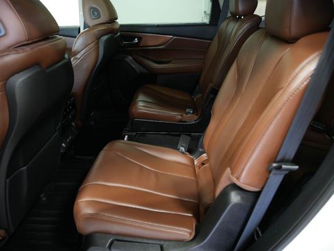 Used 2023 Acura MDX SH-AWD w/ Technology Package image 29
