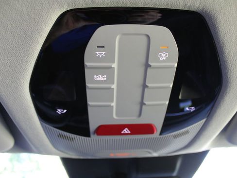 New 2025 Kia K4 EX image 41