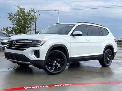 New 2026 Volkswagen Atlas SE