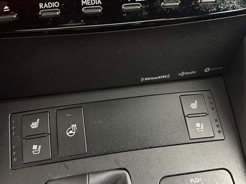 Used 2022 Lexus IS 350 F Sport w/ Memory Package image 32