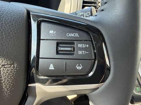 Used 2026 Honda Odyssey Touring image 22