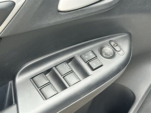 Used 2019 Honda Fit EX-L image 39