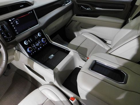 Used 2023 GMC Yukon Denali image 72