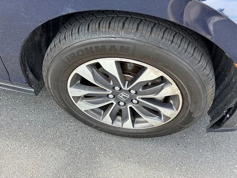 Used 2024 Honda Odyssey EX-L image 18