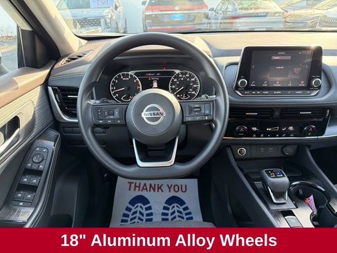 Used 2021 Nissan Rogue SV image 17