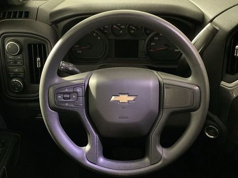 Used 2024 Chevrolet Silverado 1500 Custom image 16