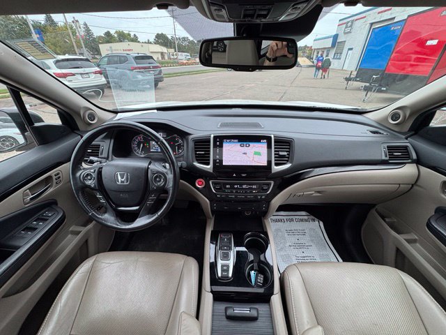 Used 2017 Honda Pilot Elite image 17