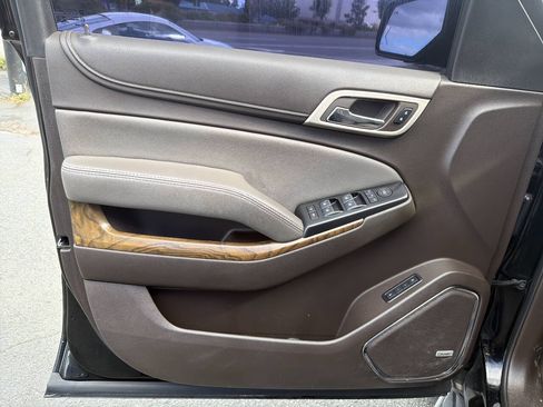 Used 2020 GMC Yukon XL Denali RWD image 33