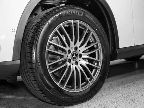 New 2026 Mercedes-Benz GLC 300 4MATIC image 26