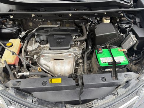 Used 2014 Toyota RAV4 LE AWD/4WD image 31