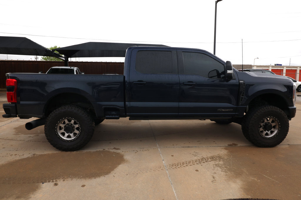 Used 2024 Ford F250 Lariat w/ Black Appearance Package AWD/4WD image 4