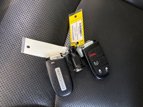 Used 2019 Dodge Journey GT w/ Nav & Sun Group AWD/4WD image 33