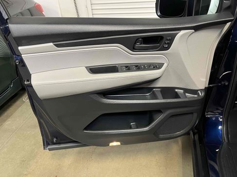 Used 2019 Honda Odyssey EX-L image 56