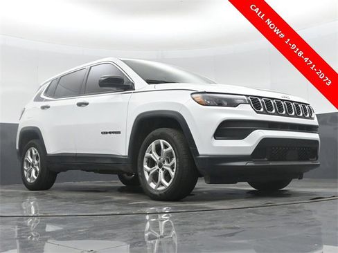 New 2025 Jeep Compass Sport w/ Mopar Graphics Package image 36