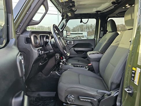 Used 2020 Jeep Wrangler Willys image 13