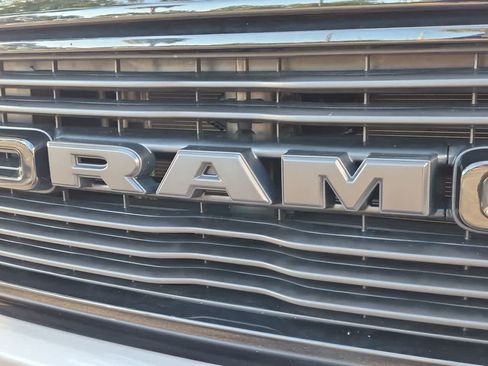 Used 2022 RAM 1500 Laramie RWD image 12