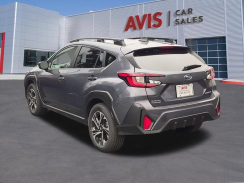 Used 2025 Subaru Crosstrek 2.5i Premium AWD/4WD image 9