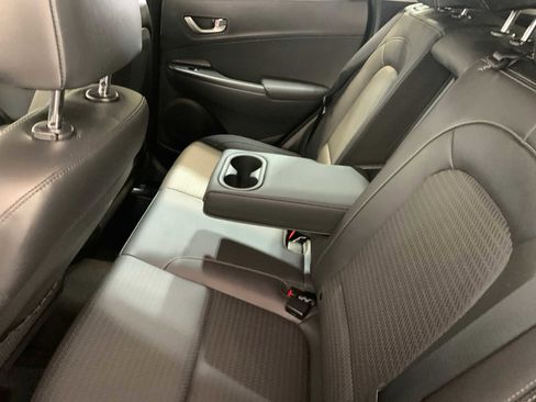 Used 2020 Hyundai Kona Limited image 5