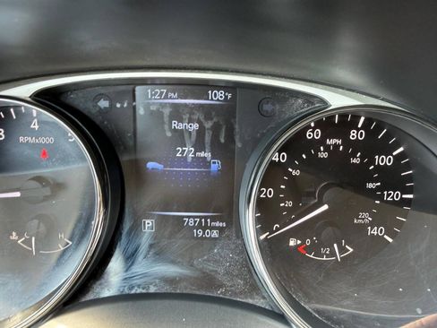 Used 2016 Nissan Rogue S AWD/4WD image 13
