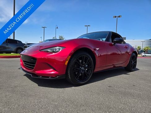 Used 2025 MAZDA MX-5 Miata Club RWD image 2