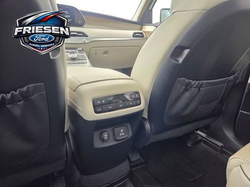Used 2021 Hyundai Palisade Limited w/ Winter Package AWD/4WD image 26