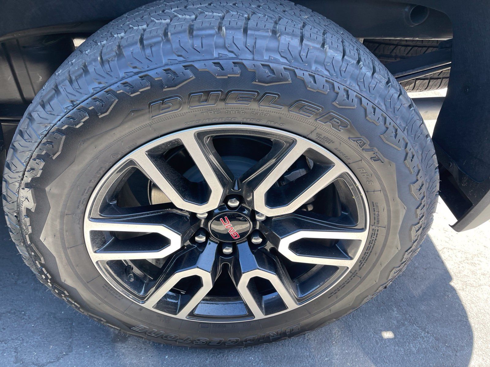 Used 2026 GMC Sierra 1500 AT4 w/ AT4 Premium Package AWD/4WD image 3