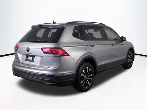 Used 2023 Volkswagen Tiguan S FWD image 5