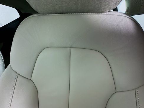 Used 2023 Volvo XC40 B5 Plus w/ Driver Assist Package AWD/4WD image 39