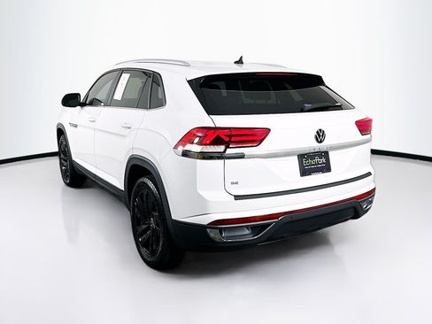 Used 2022 Volkswagen Atlas Cross Sport SE FWD image 5