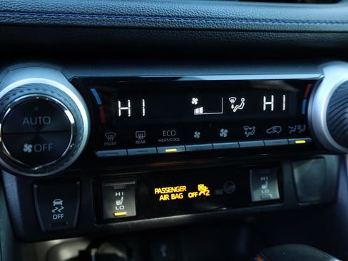 Used 2020 Toyota RAV4 XSE image 8