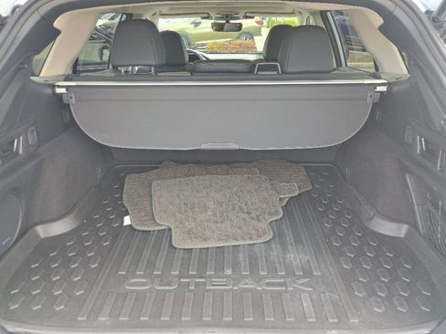 Used 2024 Subaru Outback Onyx Edition AWD/4WD image 18