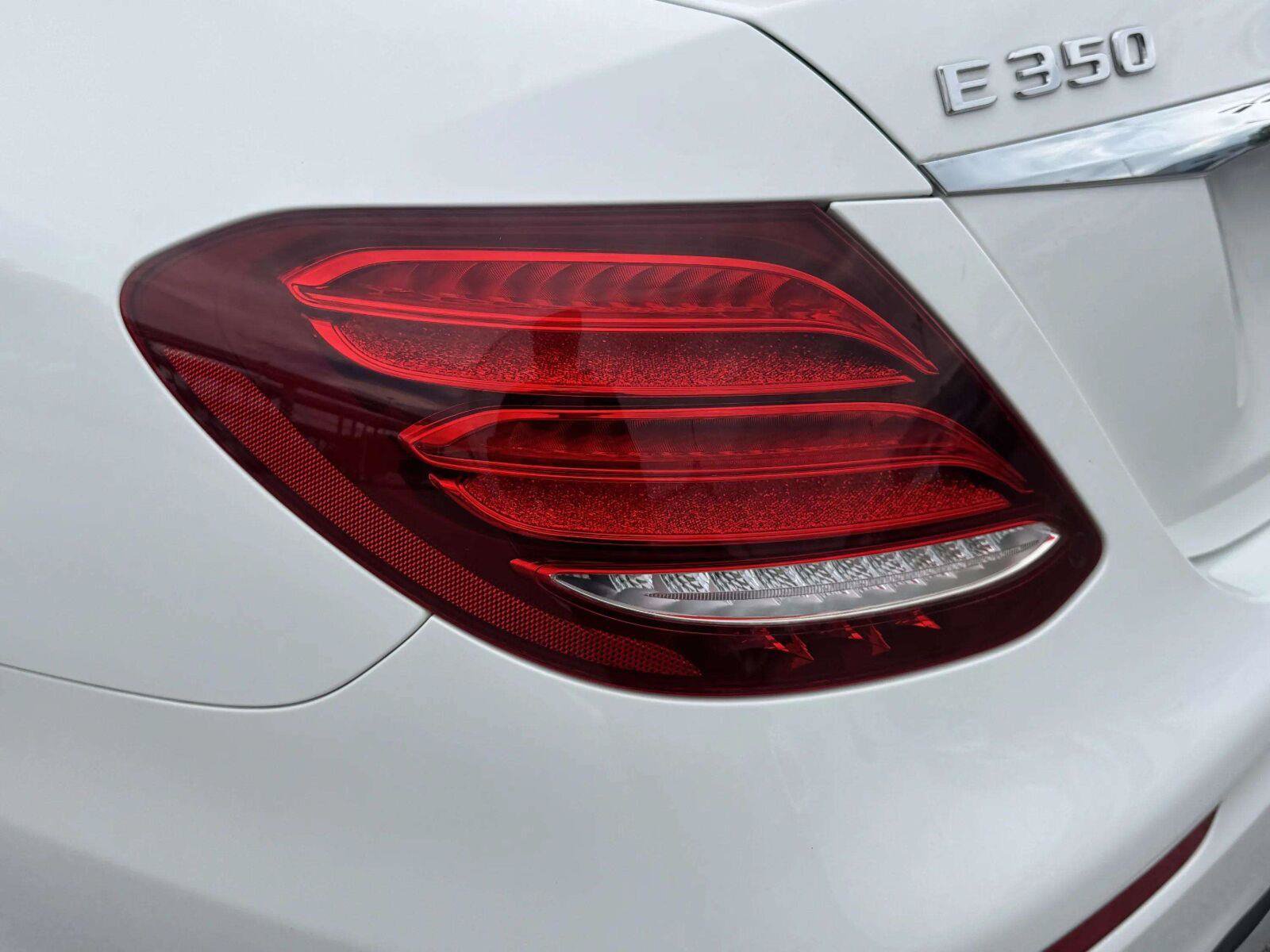 Used 2020 Mercedes-Benz E 350 4MATIC Sedan image 14