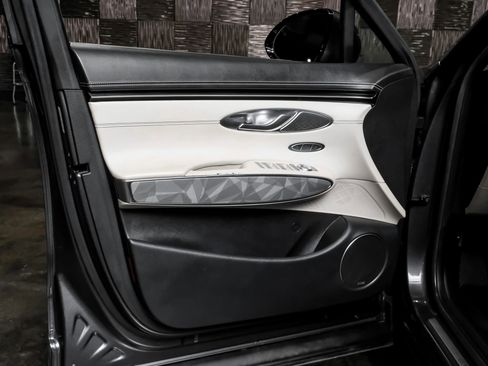 Used 2022 Genesis GV70 3.5T Sport w/ Sport Advanced Package image 45