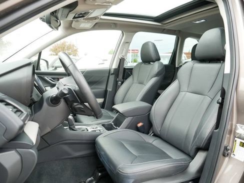 Used 2023 Subaru Forester Limited AWD/4WD image 14