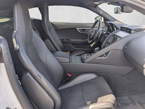 Used 2018 Jaguar F-TYPE Coupe RWD image 18