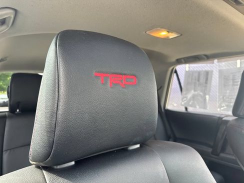 Used 2020 Toyota 4Runner TRD Off-Road Premium w/ Moonroof Package AWD/4WD image 69