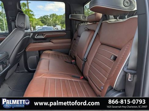 Used 2024 GMC Sierra 2500 Denali Ultimate AWD/4WD image 14