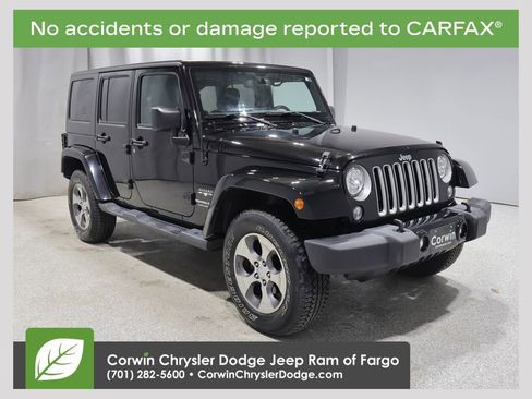 Used 2018 Jeep Wrangler Unlimited Sahara w/ Trailer Tow Group AWD/4WD image 1