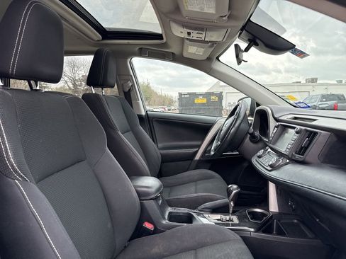 Used 2018 Toyota RAV4 Adventure image 10