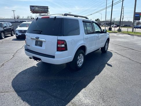 Used 2009 Ford Explorer XLT image 5