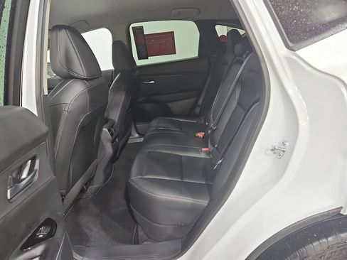 Certified 2025 Nissan Murano SV AWD/4WD image 25