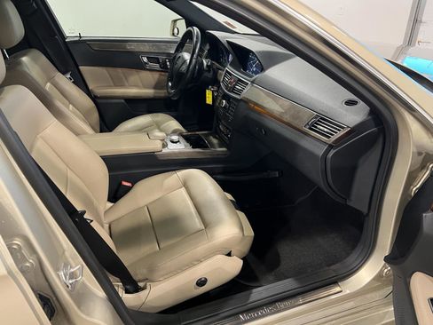 Used 2010 Mercedes-Benz E 350 E 350 Luxury image 37